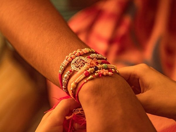 Comment associer vos bracelets bohèmes avec vos tenues ?