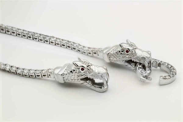Comment réparer un bracelet chaîne cassé?