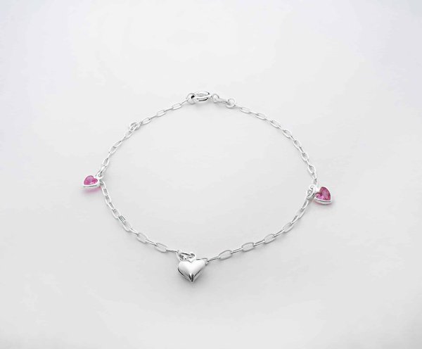Comment créer un look élégant avec des bracelets minimalistes ?